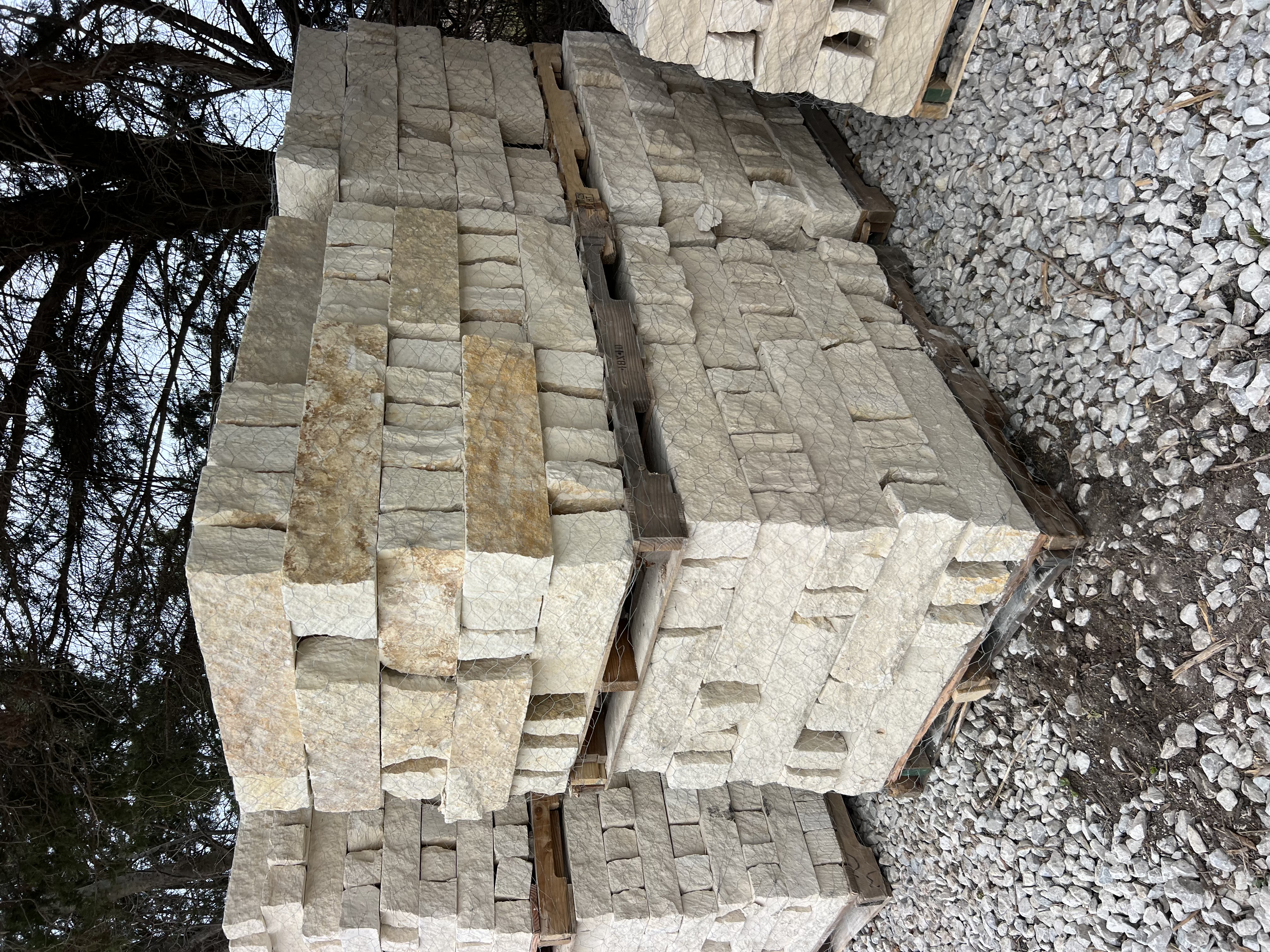 Chopped Stone Cream
